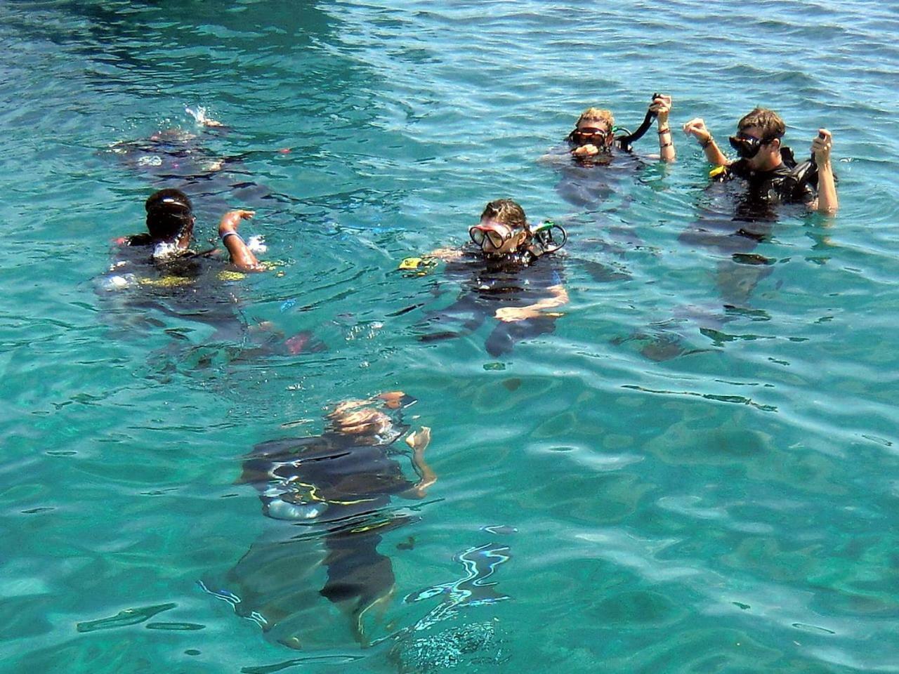 Bunaken Sea Garden Resort Exterior photo